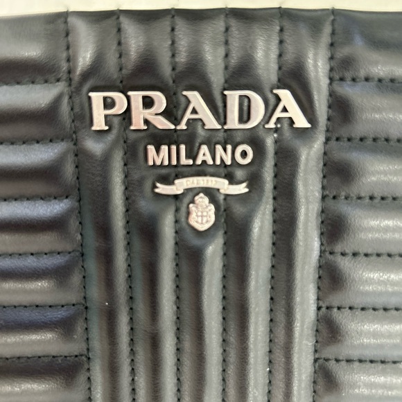 CHEVRON PRADA 2 WAY BAG -LARGE CLUTCH / CROSSBODY - Picture 3 of 16